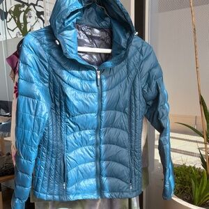 Andrew Marc Teal Puffer Jacket light weight